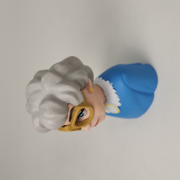 The Golden Girls Stylized 2" Finger Puppets and Mini A to Z guide in Retail Box - Picture 10 of 17